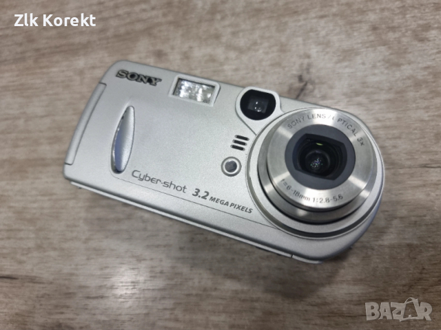 Фотоапарат Sony Cybershot DSC-P72 , снимка 2 - Фотоапарати - 54269538