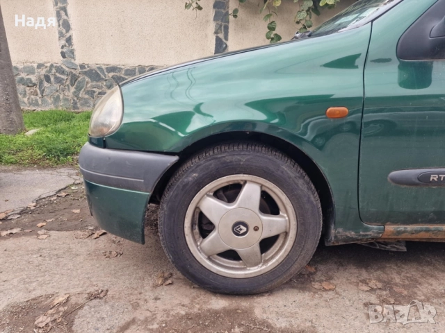 Рено Клио 1.6 90 коня автоматик , снимка 4 - Части - 52355355