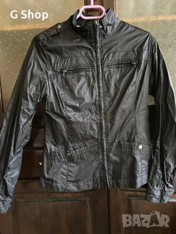 Яке дамско ветровка за преходи спорт