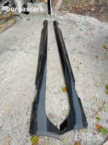 Оригинални Прагове за Ауди А6 4G,C7 седан перфектни, снимка 2 - Части - 30951605