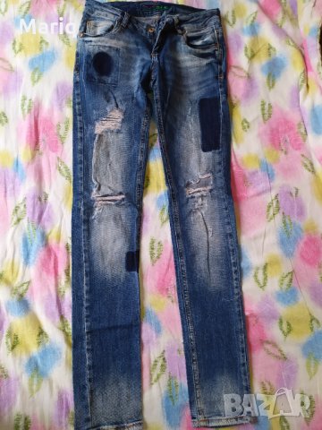 Дамски дънки панталони ХС_С размер Скъсани дънки , снимка 2 - Дънки - 30981697