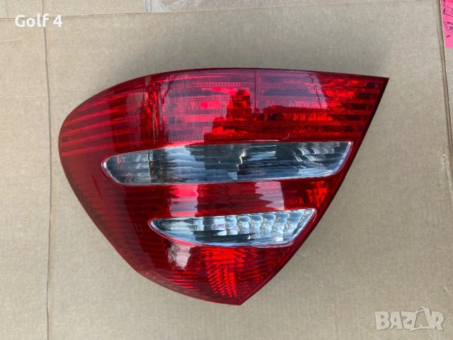 Десен стоп за Mercedes E-class W211 , снимка 2 - Части - 54234296