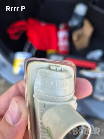 Комплект оригинални мигачи Hella за Opel Astra J, снимка 6 - Части - 56406082