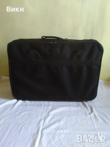 Голям куфар с колелца и дръжка, снимка 1