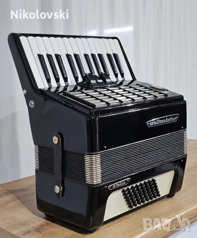 Акордеон Weltmeister Stella , снимка 3 - Акордеони - 54022884
