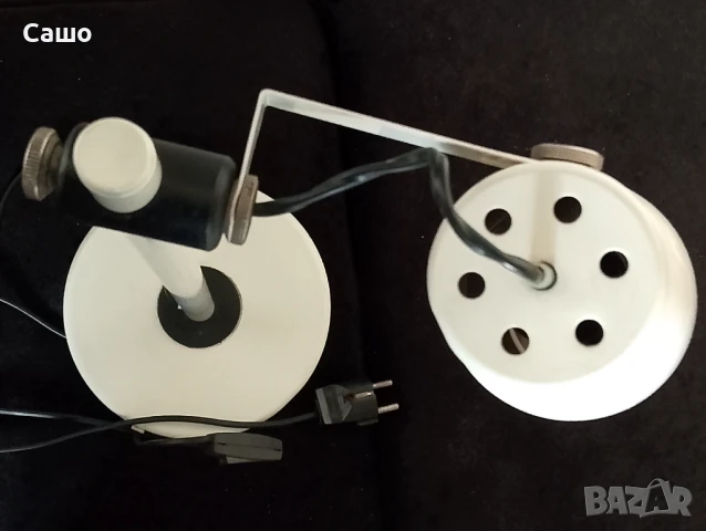 Настолна лампа , снимка 3 - Лампи за таван - 48105897