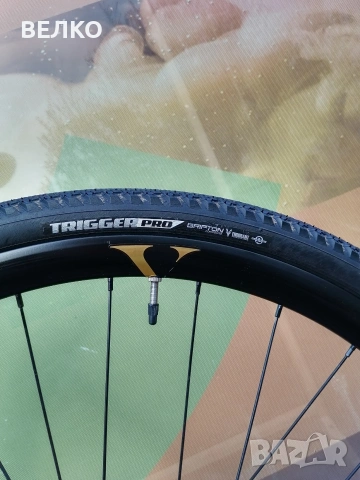 Хибриден велосипед Specialized Sirrus X Comp Carbon - 28" , L , 1x11 , Като ново , Sram NX, снимка 13 - Велосипеди - 54183821