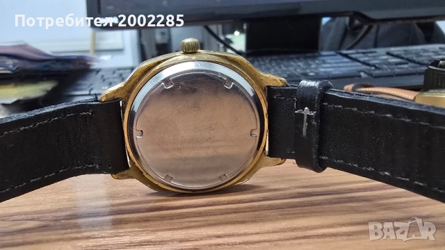 Лот часовници от СССР, снимка 12 - Антикварни и старинни предмети - 51609245