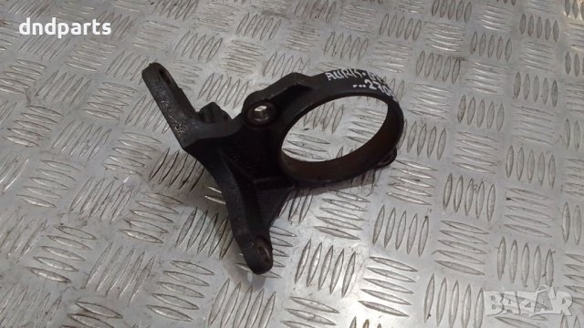 Държач дясна полуоска Toyota Auris 2.0D4D 126кс.2007г.	