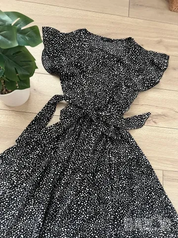 Лятна рокля, снимка 3 - Рокли - 49870557