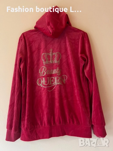Червен плюшен суитшърт с качулка и надпис на гърба Beauty Queen с джобове М размер на The spirit ❤️, снимка 2 - Суичъри - 52210620