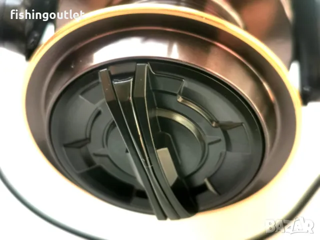 Макара за сом и едри риби Osako CS 12000 / 11 лагера / 15кг драг !, снимка 6 - Макари - 49146036