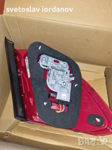 Заден десен стоп за Mercedes w204 , снимка 2 - Части - 52582378