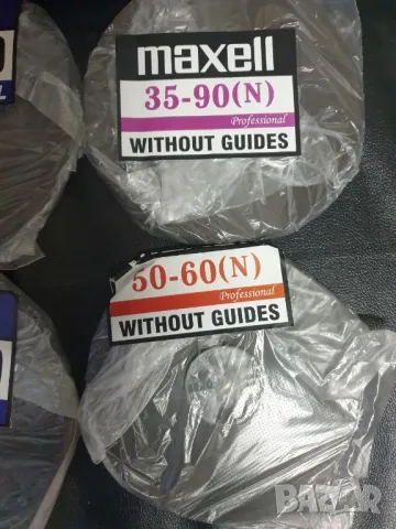 Магнетофонна лента за ролка 18 см.
Различни видове.
Едната е за ролка 22 см. 
, снимка 5 - Декове - 49203166