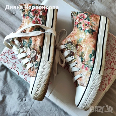 👟 Дамски кецове с интересен дизайн и златен брокат, снимка 3 - Кецове - 46883922