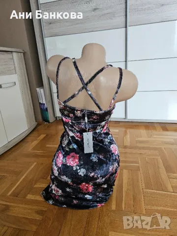 Рокля, нова, С, лек плюш, снимка 2 - Рокли - 50156055