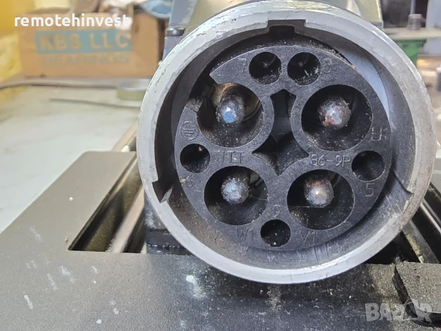 Серво Мотор -AC Bosch/Rexroth MSK101E-0200-NN-M1-AG2-NNNN, снимка 6 - Електродвигатели - 51266957