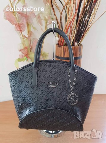 Черна чанта Guess код SG67, снимка 1 - Чанти - 38139157