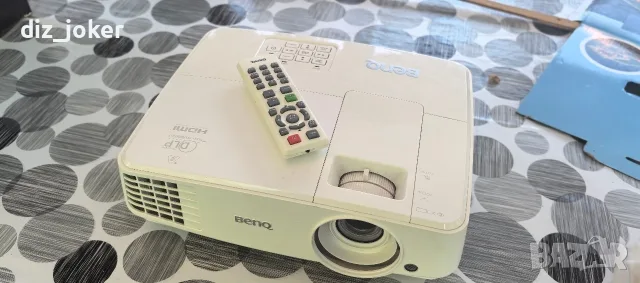Benq MX525 проектор
