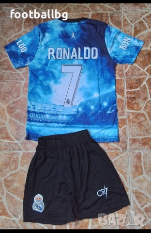 CR7 💙⚽️ детско юношески футболни екипи РЕТРО екипи REAL MADRID , снимка 3 - Футбол - 34556196