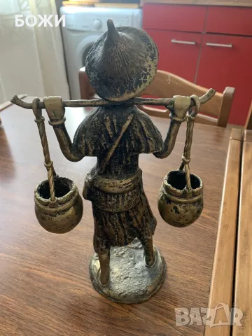Масивна бронзова статуетка – 31 см, уникат, снимка 2 - Антикварни и старинни предмети - 49420412