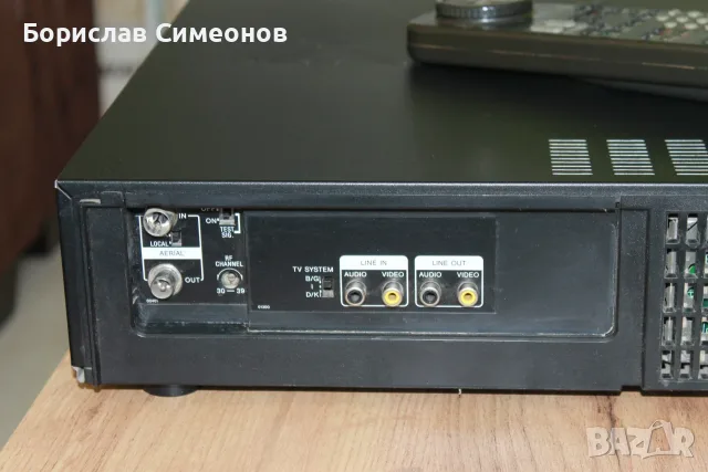 Sony SLV-X700 VHS, снимка 8 - Плейъри, домашно кино, прожектори - 56377416