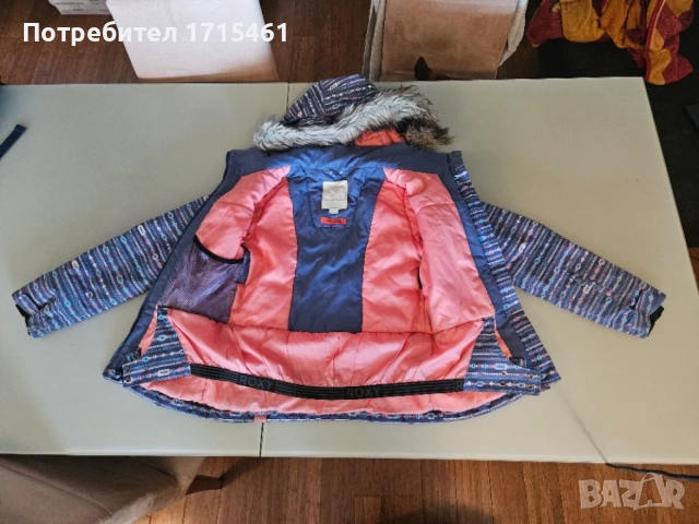 Зимно яке за ски и ежедневие на Roxy L 12 години, 10К, снимка 4 - Зимни спортове - 56244105