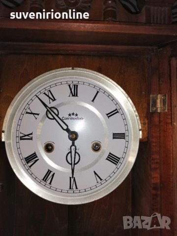 Механичен часовник commodor, снимка 2 - Антикварни и старинни предмети - 38472226