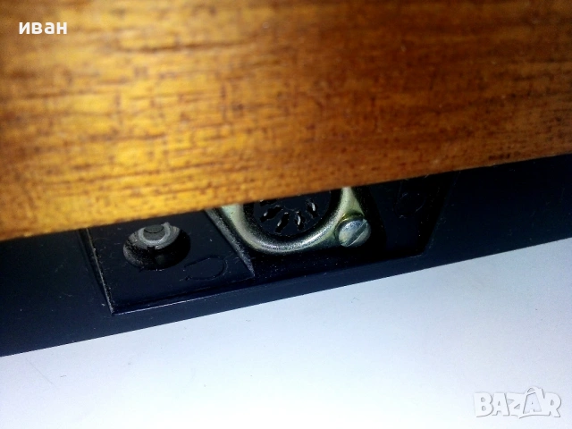 Радио MERIDIAN 211, снимка 7 - Антикварни и старинни предмети - 53243989