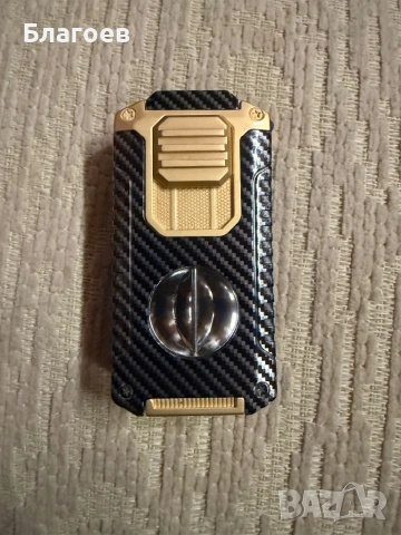 Луксозна запалка за пури !