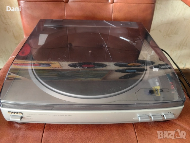 Грамофон Aiwa PX-E860 вграден Riaa коректор, снимка 4 - Грамофони - 52412053