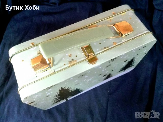 Метална чантичка/кутия, снимка 4 - Антикварни и старинни предмети - 32005223