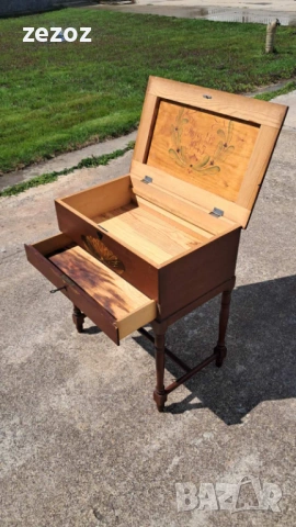 Ретро кутия на крака шведска