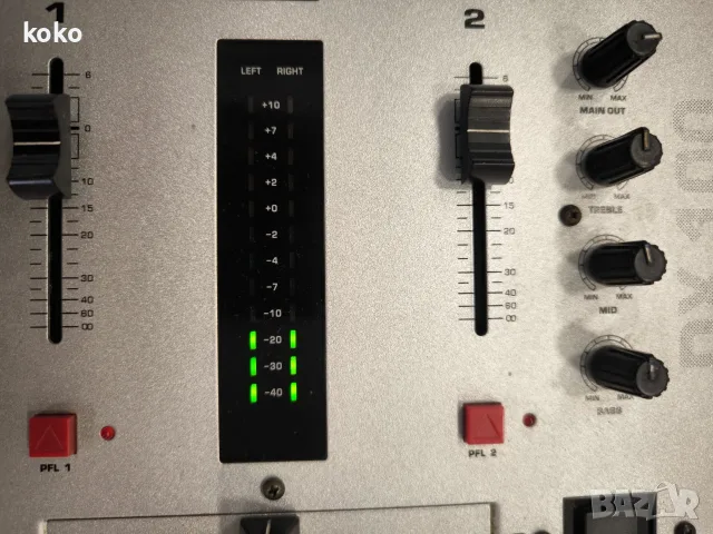 Dj mixer Behringer пулт миксер смесител маш пулт , снимка 4 - Ресийвъри, усилватели, смесителни пултове - 55848208