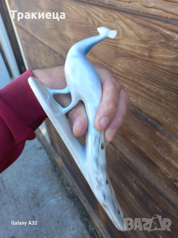 СТАР БЪЛГАРСКИ ПОРЦЕЛАНОВ ПАУН, снимка 3 - Антикварни и старинни предмети - 54322167