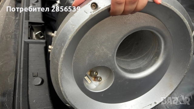 Бас каса със стойка, снимка 3 - Аудио касети - 52519016