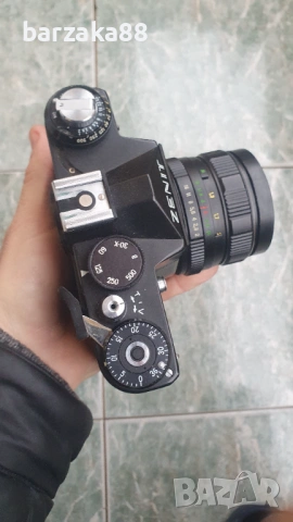 Зенит 11 с кутия и Калъф + Светкавица, снимка 9 - Фотоапарати - 53282730