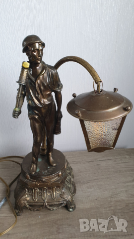 Стара настолна лампа, снимка 2 - Антикварни и старинни предмети - 44920164