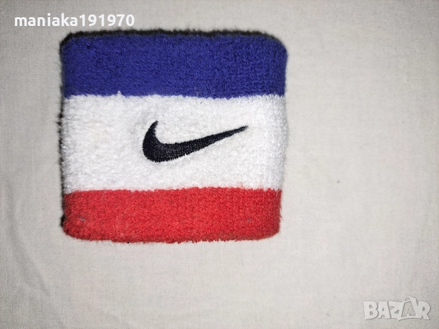 Rossignol, SWIX , Nike ленти за глава и китка, снимка 10 - Шапки - 48777846