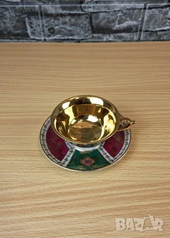 Колекционерска чаша с подложна чинийка за кафе, снимка 3 - Антикварни и старинни предмети - 52091879