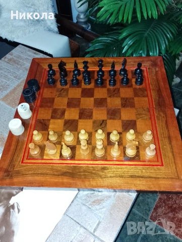 Шах48/48 с дървени фигури и  пулове, снимка 2 - Статуетки - 51787327