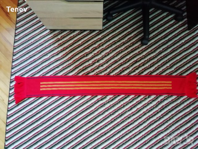 Оригинален Адидас шал на Испания Spain Adidas, снимка 2 - Фен артикули - 34511216