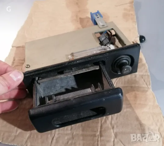 Пепелник за  Nissan X-Trail Т30, снимка 4 - Части - 48808484