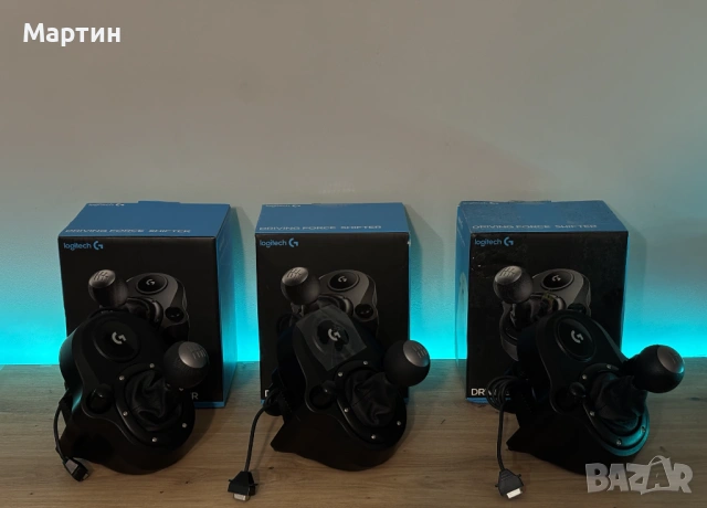Скоростен лост Logitech driving force Shifter, снимка 2 - Джойстици и геймпадове - 53688907