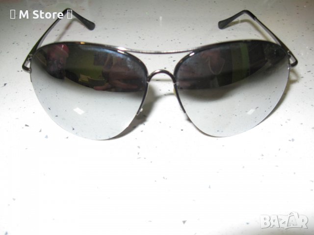 Слънчеви очила тип авиаторски, снимка 1 - Слънчеви и диоптрични очила - 30043378