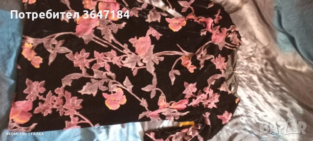 Рокля от кадифе, снимка 3 - Рокли - 53983444