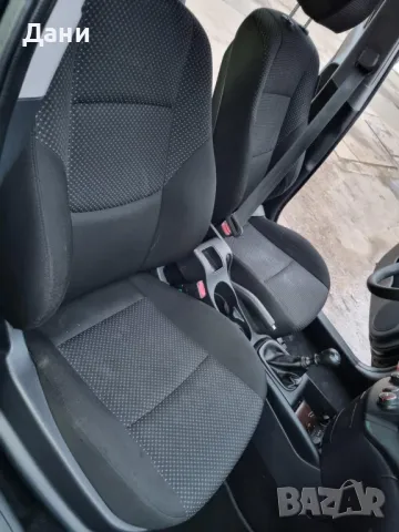 Хюндай I 30SW 1.4/16V 2010 година, снимка 11 - Автомобили и джипове - 49319605