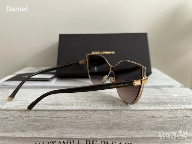 Дамски слънчеви очила DOLCE&GABBANA, снимка 4 - Слънчеви и диоптрични очила - 47496810
