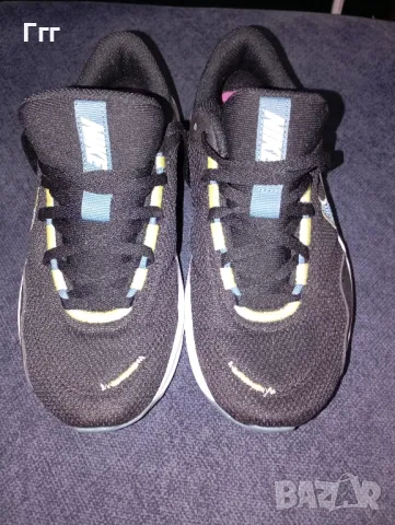 Дамски маратонки Nike  Legend Essential 3, Син, Антрацитно сиво, снимка 3 - Маратонки - 49444549