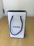 Автентична бутикова Шанелподаръчна торба 18 x 10 cm gift bag , снимка 2